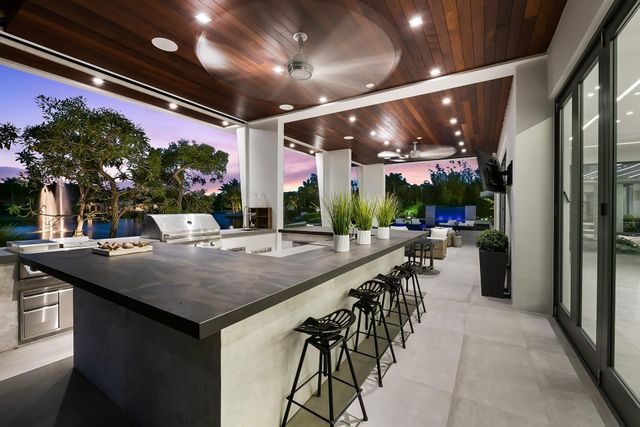 10691 Golden Eagle Court, Plantation, FL 33324