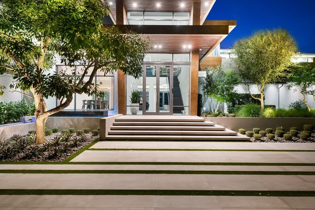 10691 Golden Eagle Court, Plantation, FL 33324