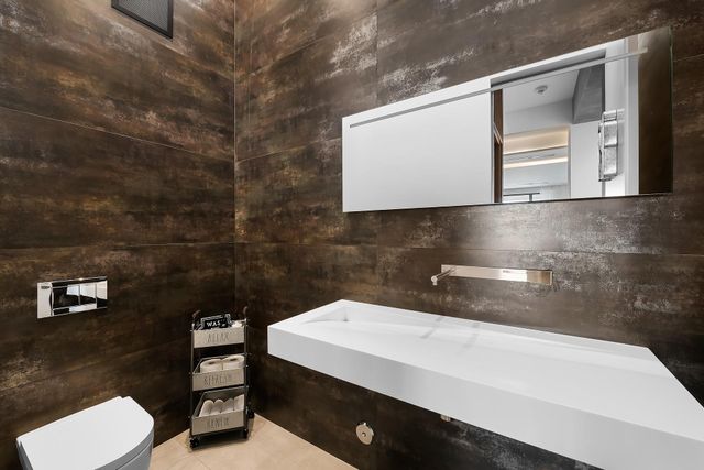 10691 Golden Eagle Court, Plantation, FL 33324