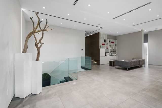 10691 Golden Eagle Court, Plantation, FL 33324