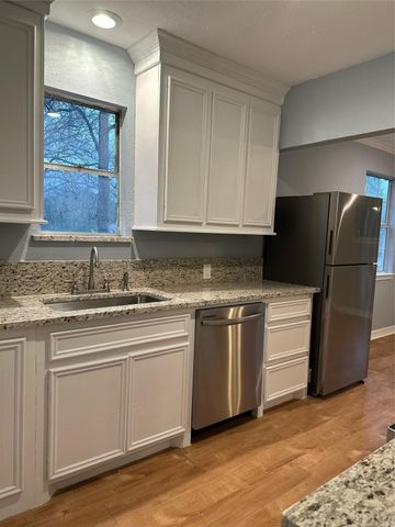 6390 Bonanza Drive, Montgomery, TX 77316