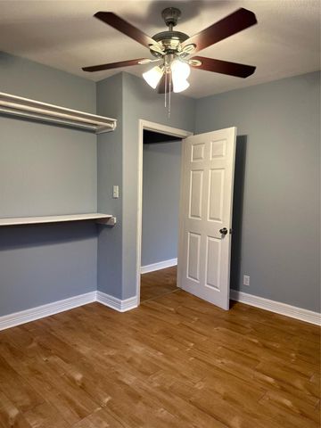 6390 Bonanza Drive, Montgomery, TX 77316
