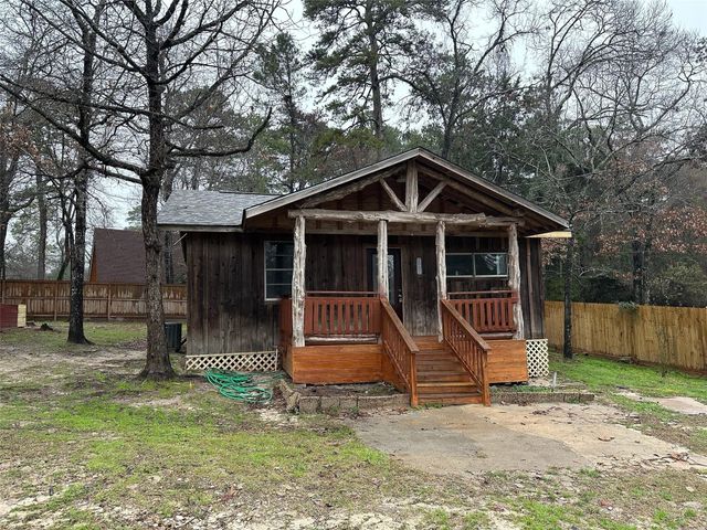 6390 Bonanza Drive, Montgomery, TX 77316