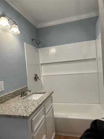 6390 Bonanza Drive, Montgomery, TX 77316