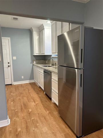 6390 Bonanza Drive, Montgomery, TX 77316