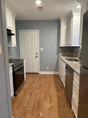 6390 Bonanza Drive, Montgomery, TX 77316