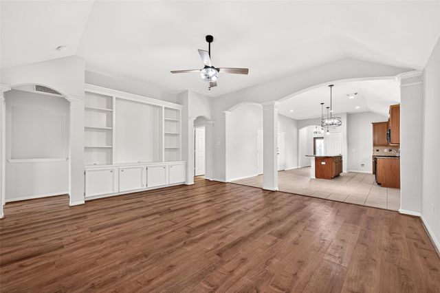 6030 Wildbriar Lane, Richmond, TX 77469