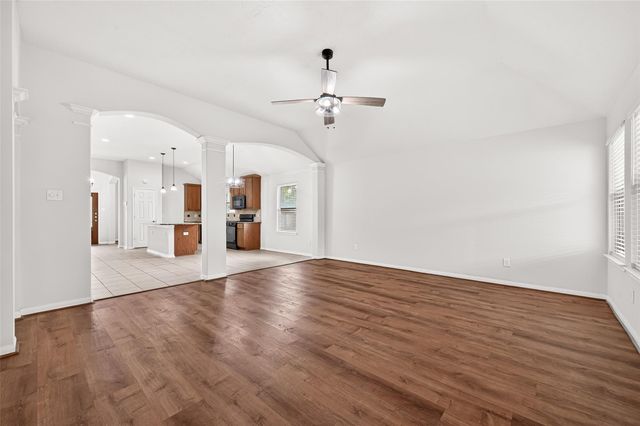 6030 Wildbriar Lane, Richmond, TX 77469
