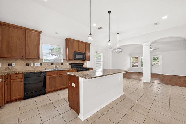 6030 Wildbriar Lane, Richmond, TX 77469