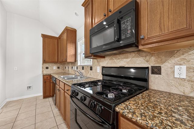 6030 Wildbriar Lane, Richmond, TX 77469