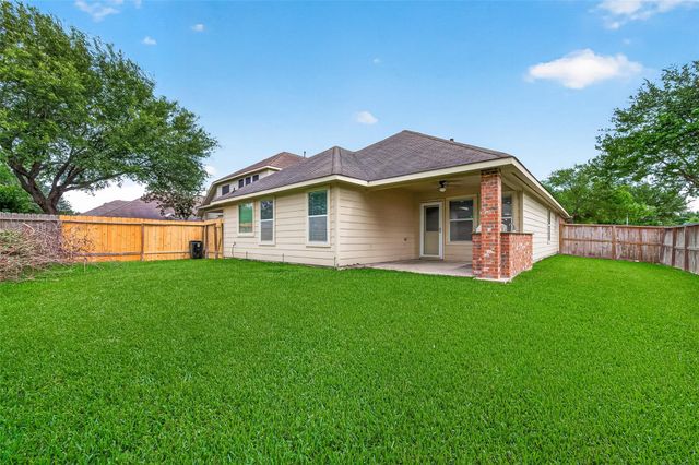 6030 Wildbriar Lane, Richmond, TX 77469