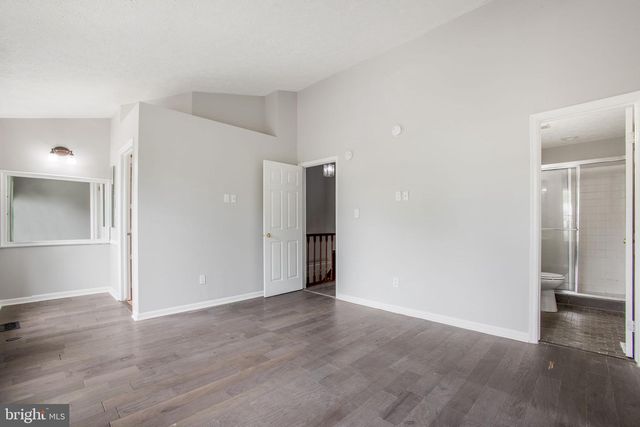 2102 COMMISSARY CIR, Odenton, MD 21113