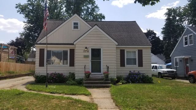 718 Colrain Street SW, Wyoming, MI 49509