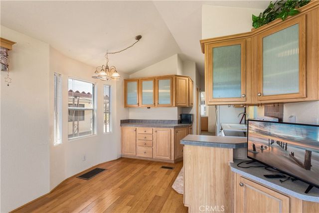 840 Chestnut Drive, San Jacinto, CA 92583