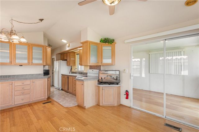 840 Chestnut Drive, San Jacinto, CA 92583