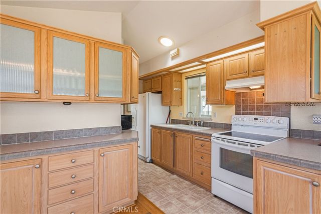 840 Chestnut Drive, San Jacinto, CA 92583