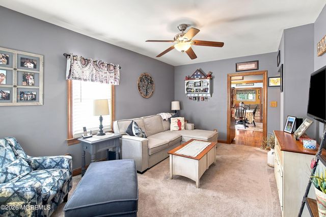 33 Pershing Avenue, Milltown, NJ 08850