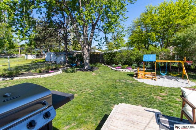 5910 Gillan Road, Lincoln, NE 68505