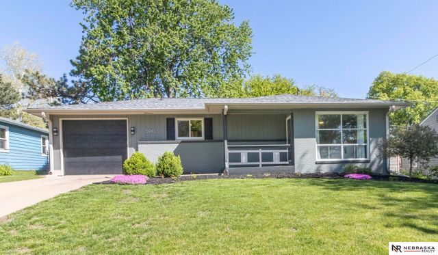 5910 Gillan Road, Lincoln, NE 68505