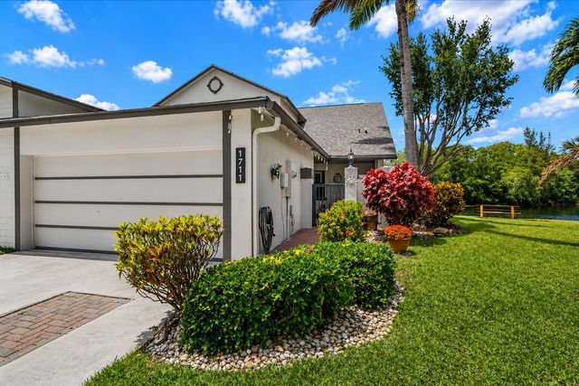 1711 Landings Boulevard, Greenacres, FL 33413