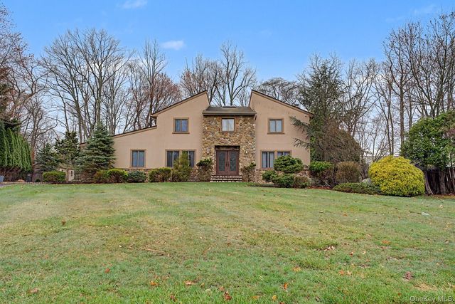 19 S Constitution, Tappan, NY 10983