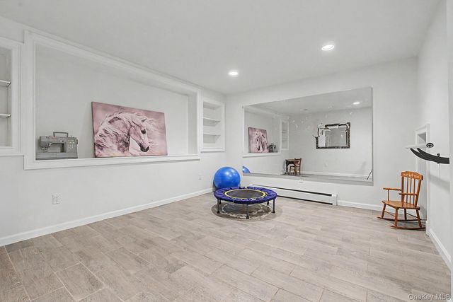 19 S Constitution, Tappan, NY 10983