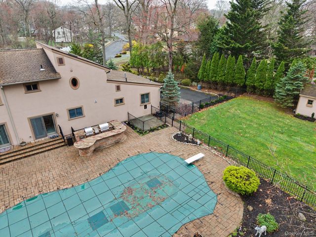 19 S Constitution, Tappan, NY 10983
