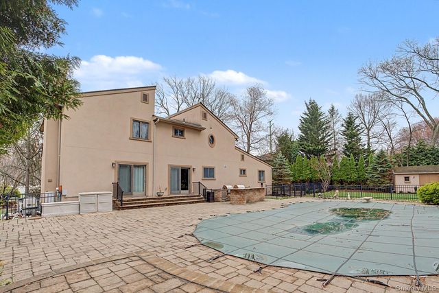 19 S Constitution, Tappan, NY 10983