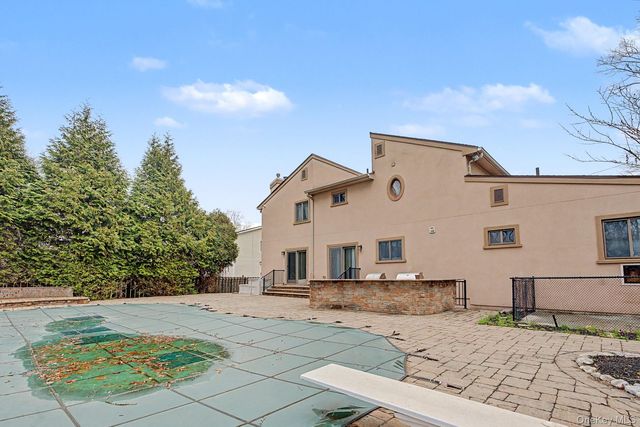 19 S Constitution, Tappan, NY 10983