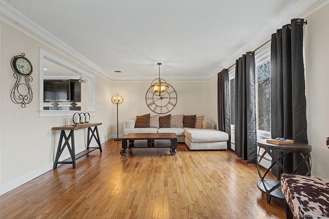 19 S Constitution, Tappan, NY 10983