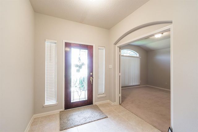 9934 Barr Lake Drive, Houston, TX 77095