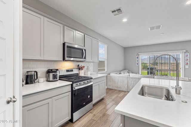 12105 W WIER Avenue, Avondale, AZ 85323