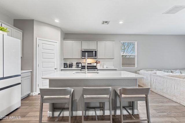 12105 W WIER Avenue, Avondale, AZ 85323