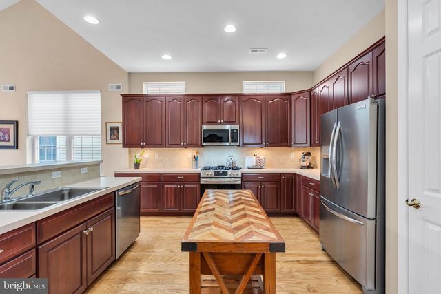 51 EINSTEIN WAY, Cranbury, NJ 08512