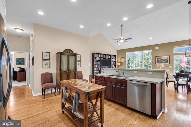 51 EINSTEIN WAY, Cranbury, NJ 08512