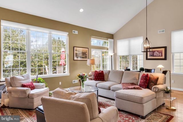 51 EINSTEIN WAY, Cranbury, NJ 08512