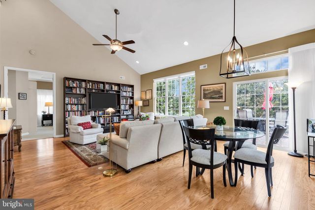 51 EINSTEIN WAY, Cranbury, NJ 08512