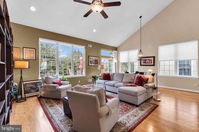 51 EINSTEIN WAY, Cranbury, NJ 08512