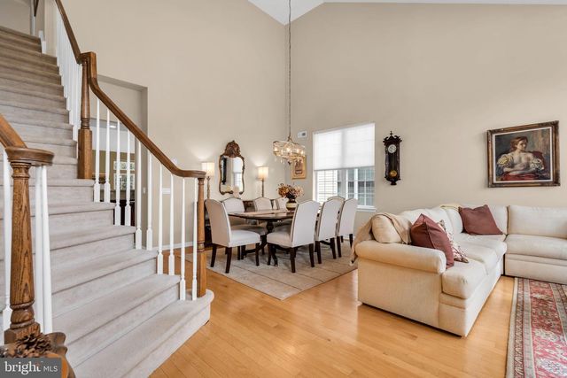 51 EINSTEIN WAY, Cranbury, NJ 08512