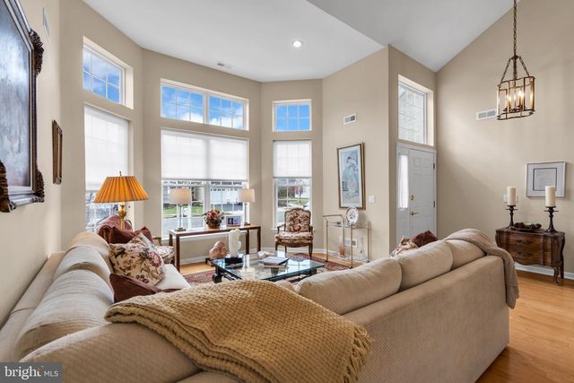 51 EINSTEIN WAY, Cranbury, NJ 08512