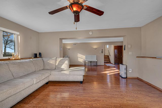 418 2nd Avenue S, Waite Park, MN 56387