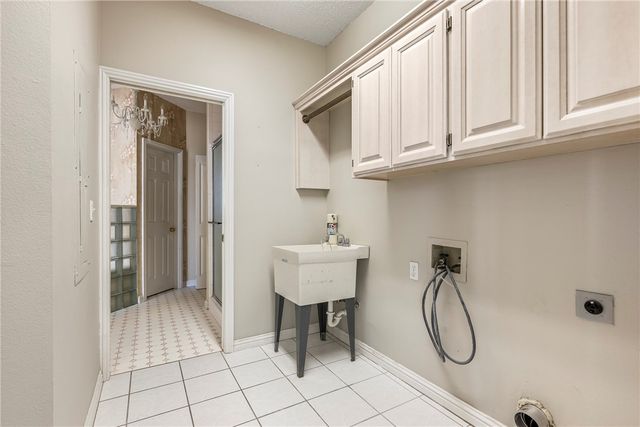 1209 W Mimosa Street, Rogers, AR 72756