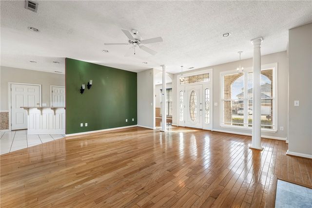 1209 W Mimosa Street, Rogers, AR 72756