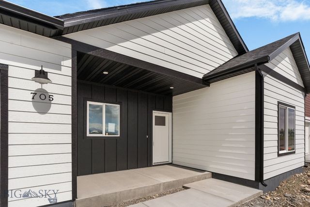 705 Spaniel Lane, Belgrade, MT 59714