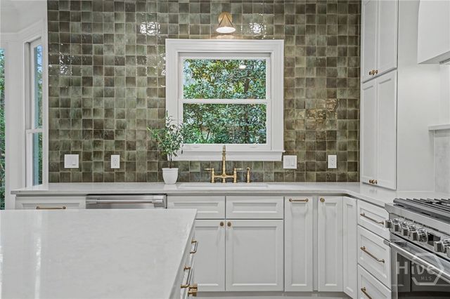 4 Planters Lane, Savannah, GA 31411