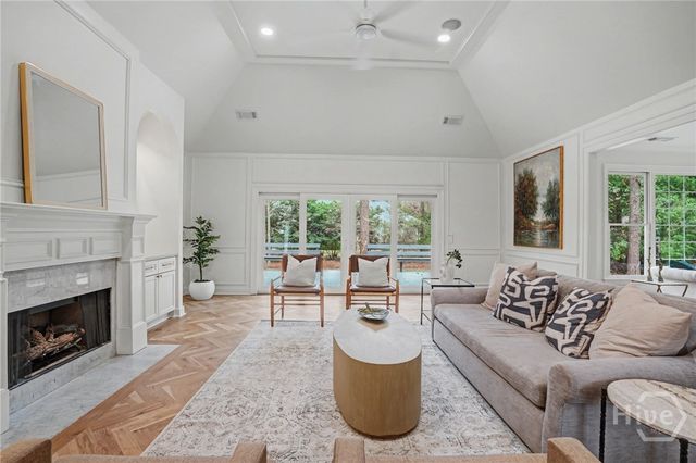 4 Planters Lane, Savannah, GA 31411