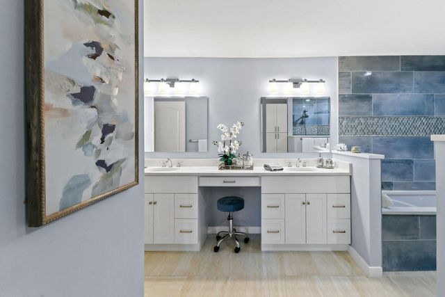 252 Legendary Circle, Palm Beach Gardens, FL 33418