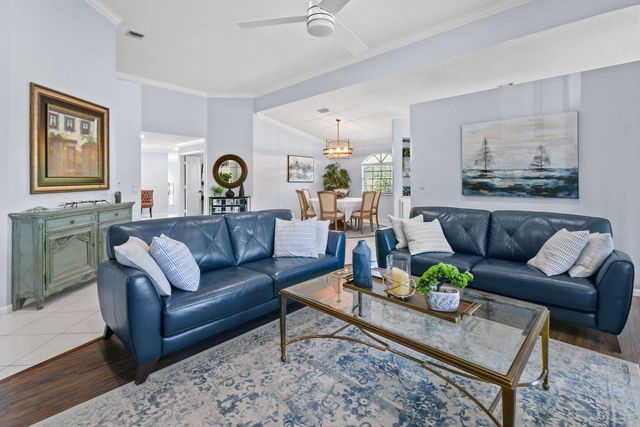 252 Legendary Circle, Palm Beach Gardens, FL 33418