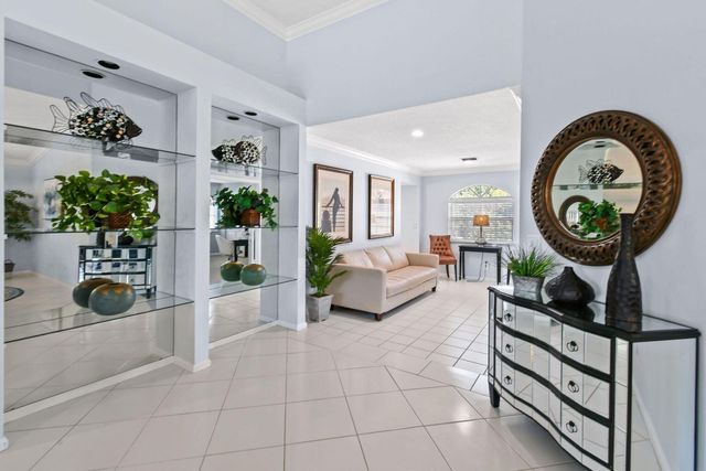 252 Legendary Circle, Palm Beach Gardens, FL 33418
