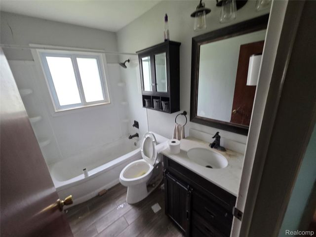 4530 Stratford Drive, Warren, MI 48092